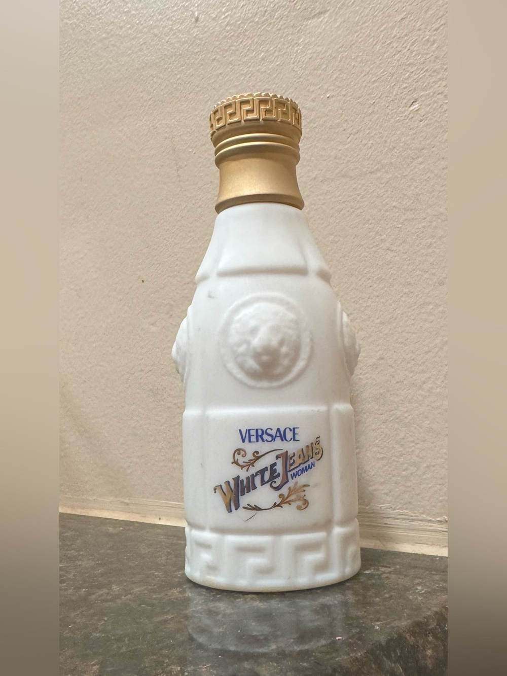 Versace White Jean Women’s Perfume